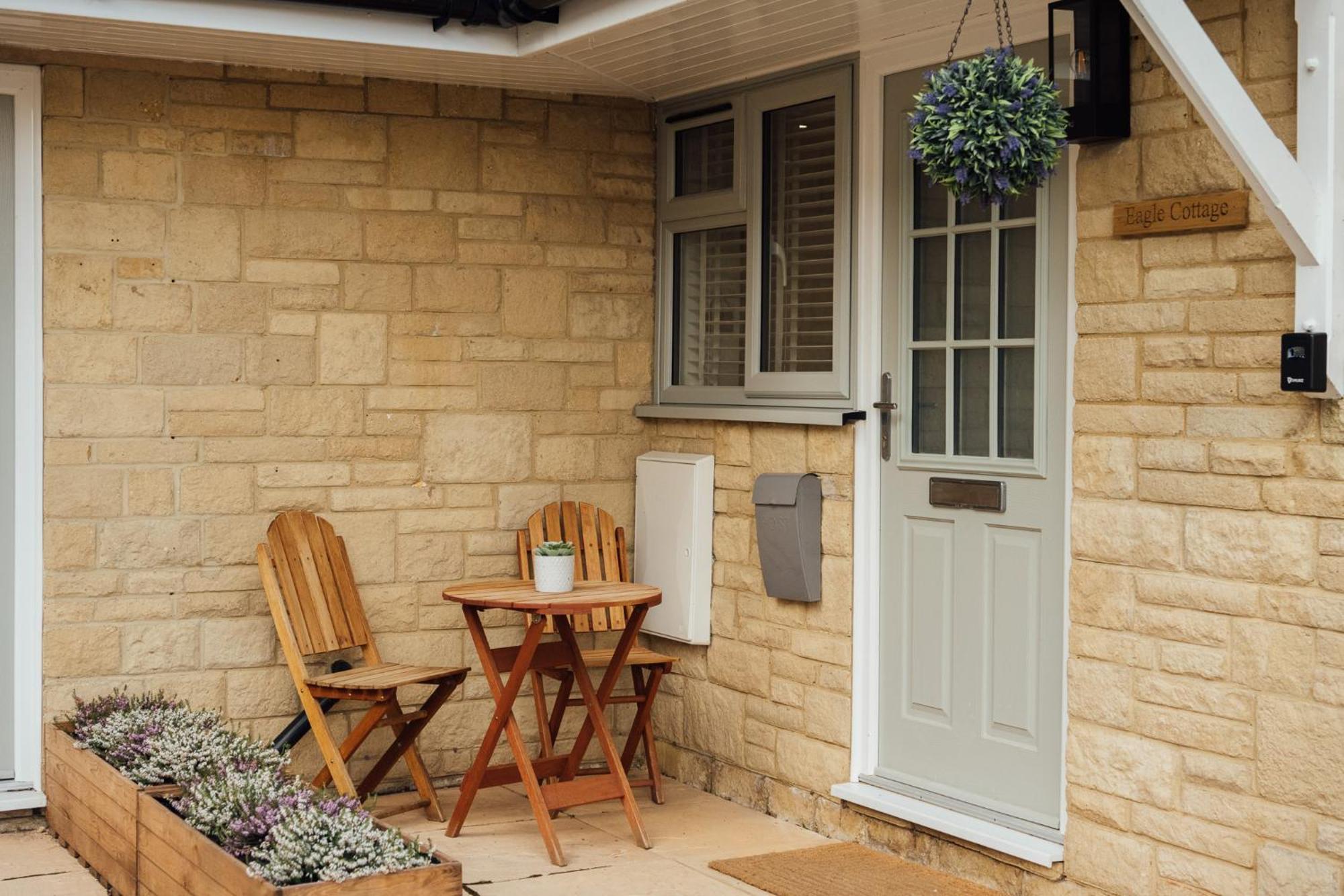 Eagle Cottage - Charming Cotswolds Getaway, Dog Friendly 윅리싱톤 외부 사진